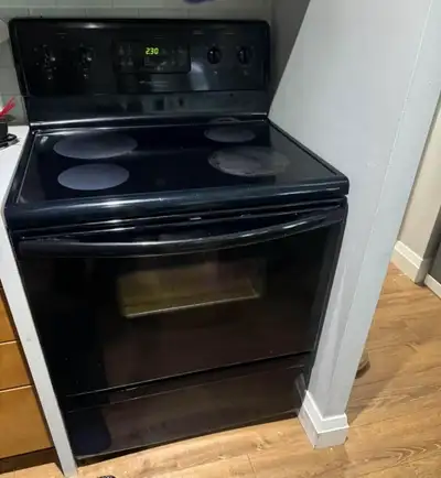 FRIGIDAIRE STOVE , View more