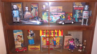 WANTED OLD TIN TOYS, ROBOTS AND ADVERTISING SIGNS, TINS DISPLAYS