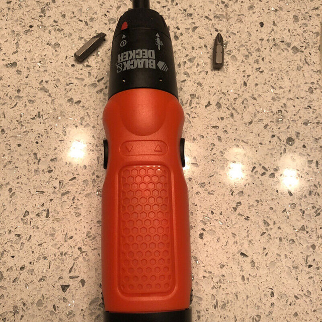New Black & Decker  AS6NG alkaline Battery Operated screw driver in Hand Tools in Saskatoon