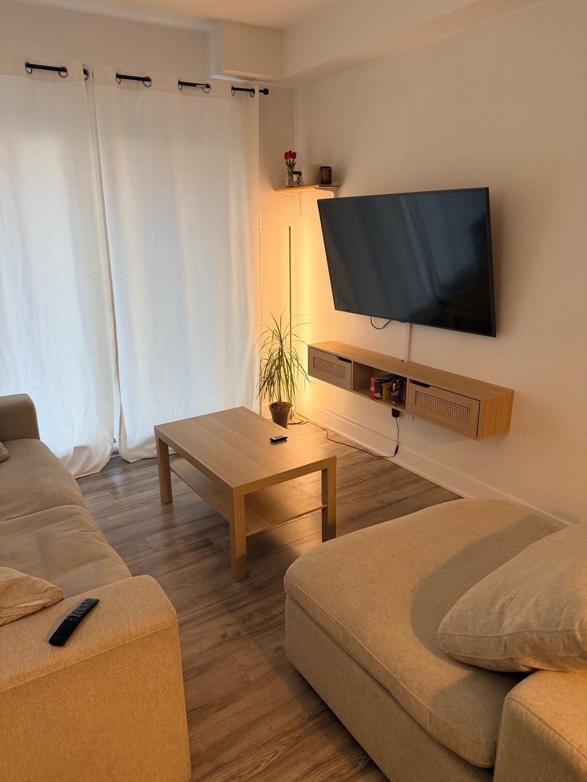 4 1/2 + espace de bureau à louer — photo 2