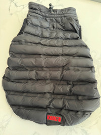 KONG Parachute Insulated Dog Puffer Vest (Black, small)