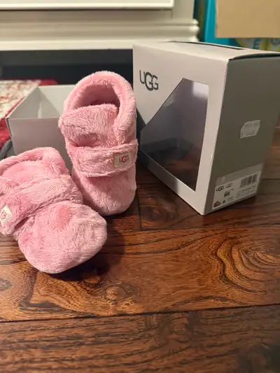 UGG Baby I Bixbee Ankle Boot Pink- size 12-18months, View more