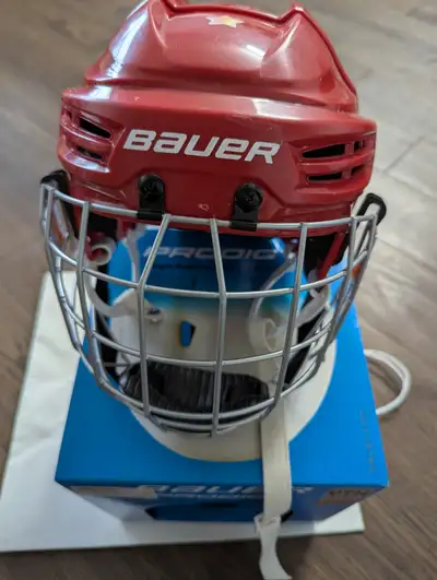 Bauer Prodigy Youth Kids Hocket Helmet with Adjustable Clips, View more