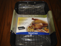 WearEver roasting pan with rack [10" x 15"]