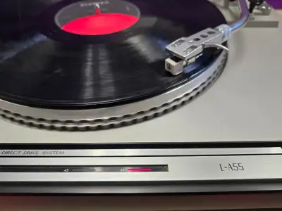JVC L-A55 Direct-Drive Auto Return Turntable New Cartridge., View more