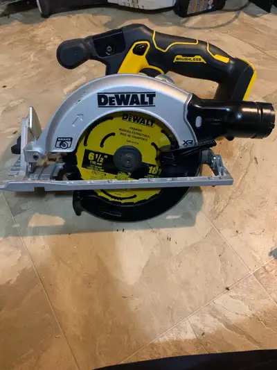 Dewalt 20V max circular saw, View more