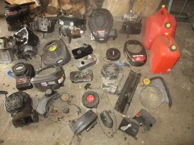 USED LAWNMOWER BRIGGS & STRATTON-TECUMSEH ENGINE PARTS & BLADES, View more