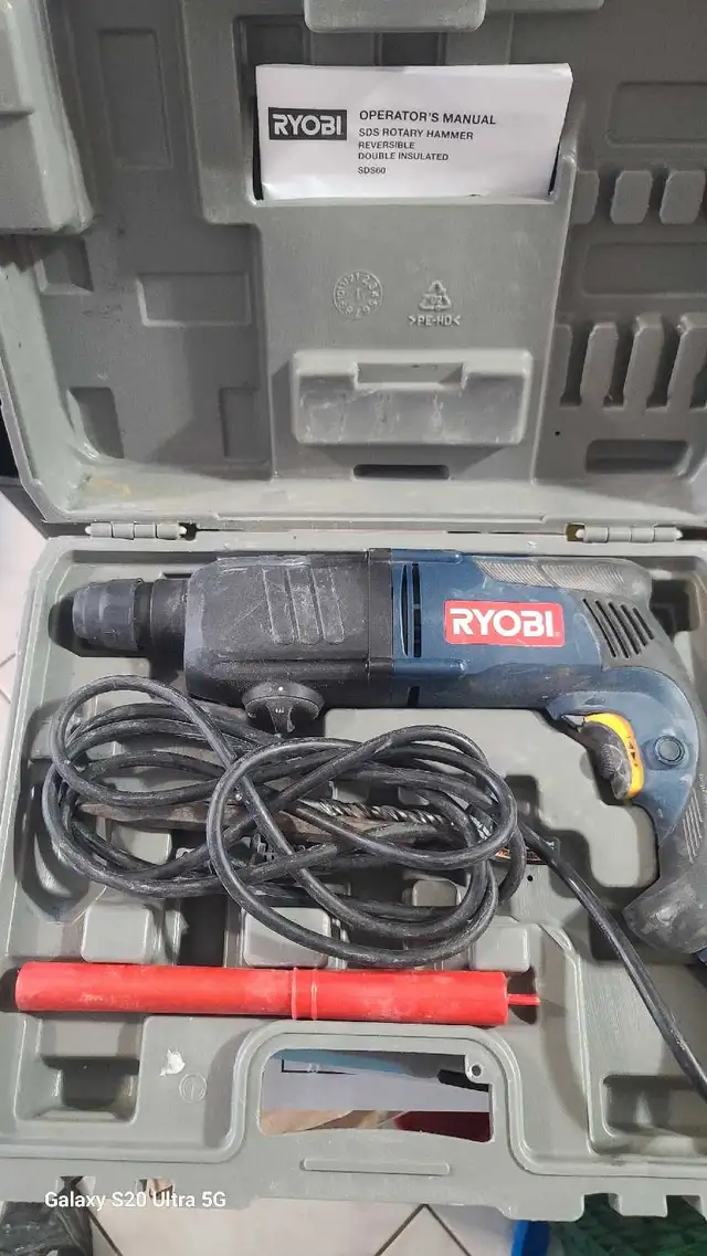 Ryobi corded hammer drill in Power Tools in Ottawa - Image 3