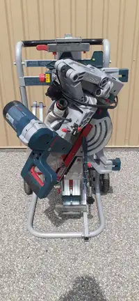 12" BOSCH Compound Mitre Saw with stand