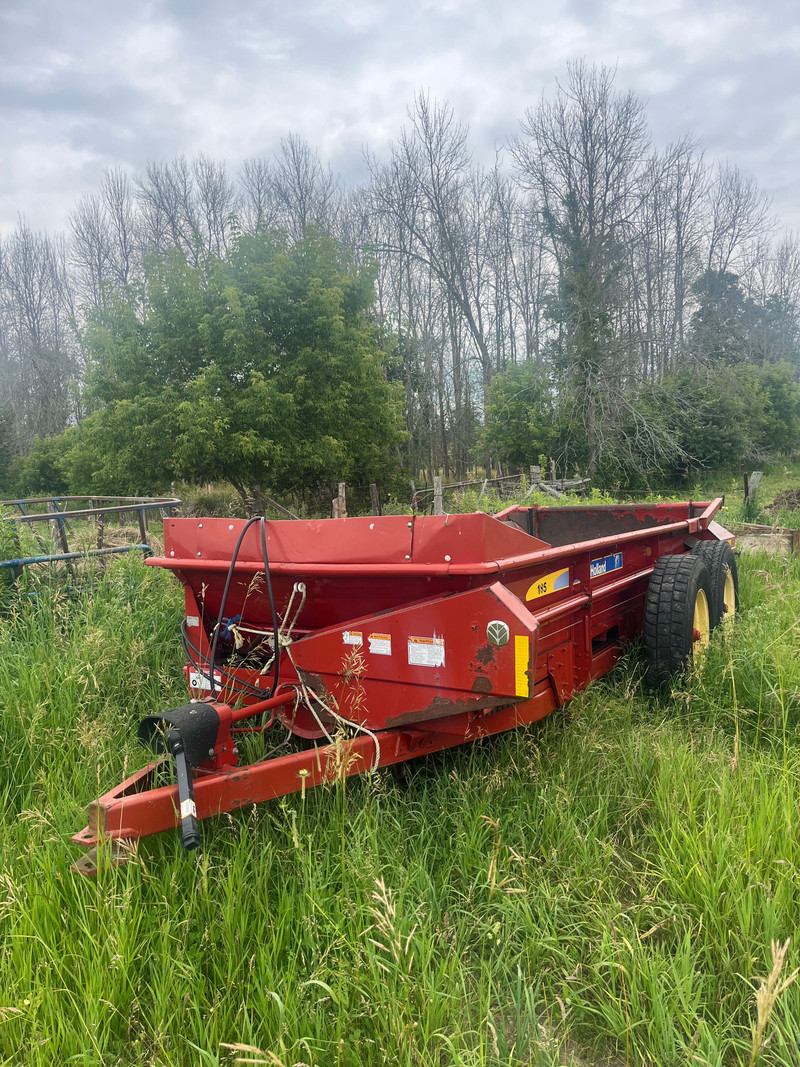 New Holland 185 manure spreader Farming Equipment Peterborough Kijiji