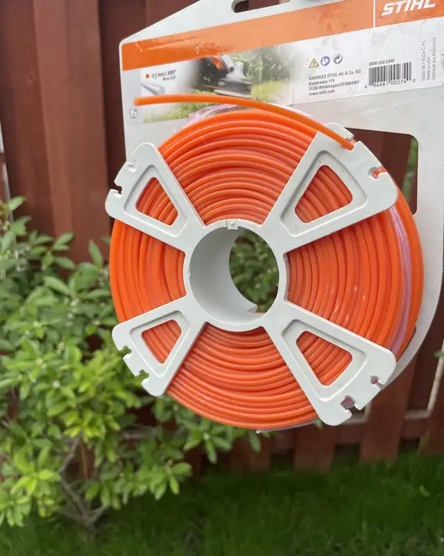 Stihl Trimmer Line in Lawnmowers & Leaf Blowers in City of Toronto - Image 7