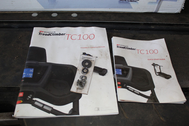 $500 BowFlex TreadClimber TC100 Like New in Exercise Equipment in Kingston - Image 3