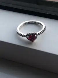 New Pandora pink  heart ring - size 7( 54) 