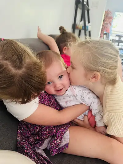 Hi there. My name is Amanda & I’m a mother of five beautiful children. I’m currently on mat leave, b...