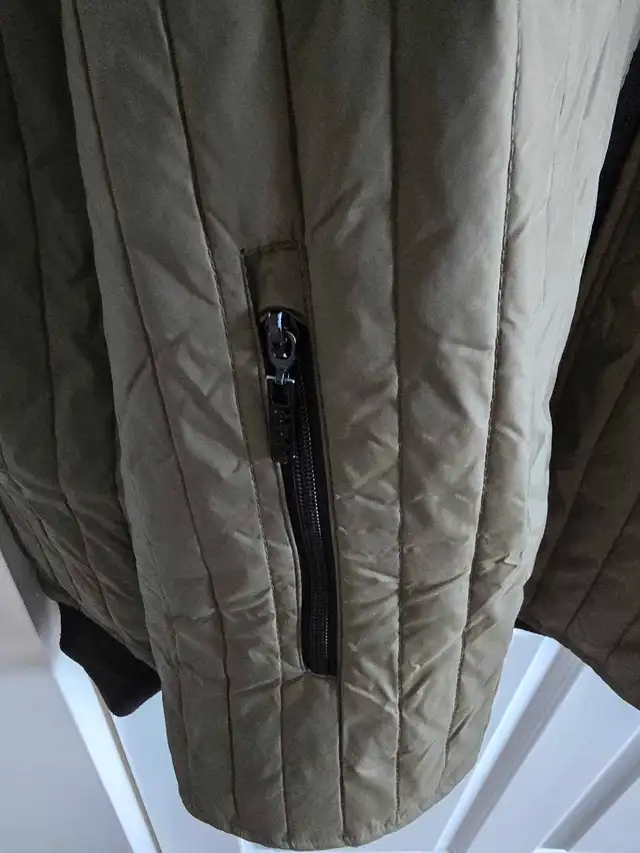 HANG TEN BOMBER JACKET in Men's in Kingston - Image 5
