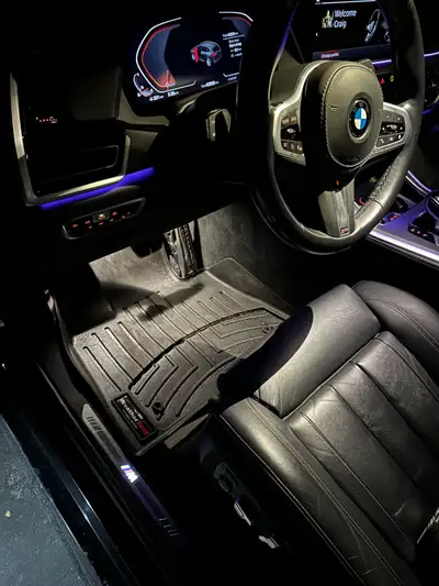 Weathertech - Front and rear plastic floor liners - Black. For G05 X5s (2019 to current). Excellent...