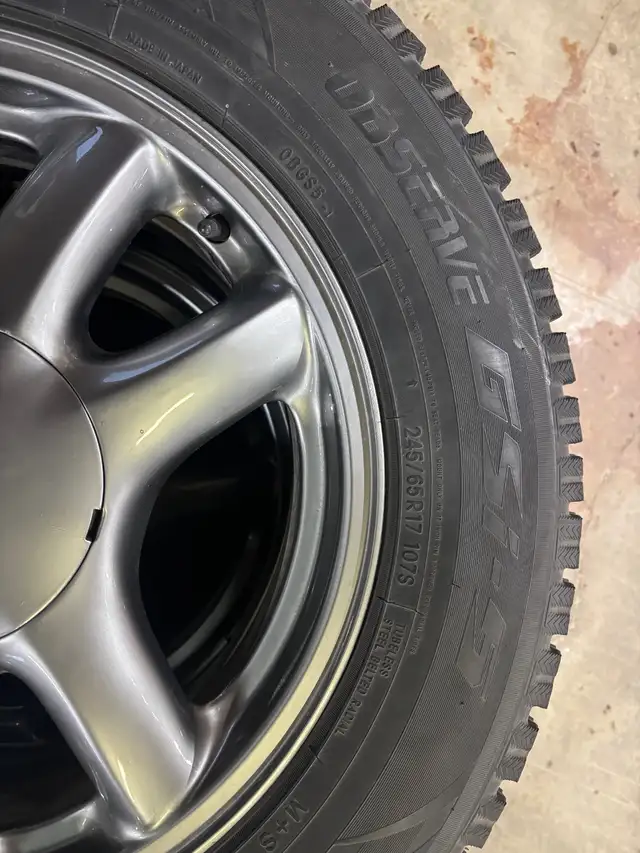 4 Pneus d’hiver Toyo 245-65R17 in Tires & Rims in Longueuil / South Shore - Image 5