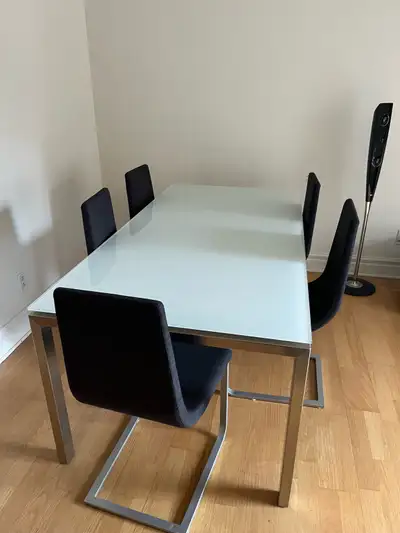 table et 6 chaises, View more