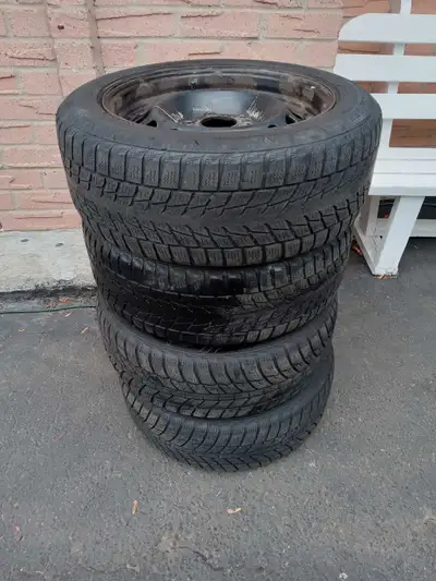 Bmw 325xi Winter tiers with rims 205/55 R 16 also will fit other cars or use it o all year round goo...