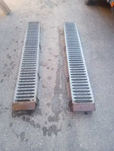 Steel ramps for utility for trailers bin access $40 Approx 5ft long Welded together strong come see...