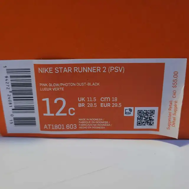Nike Girl's Shoes in Kids & Youth in Edmonton - Image 6