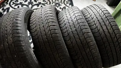 16” tires. Used. Message if interested. Make a offer. NOT FREE.