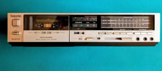 TECHNICS CASSETTE PLAYER 415732599714621441