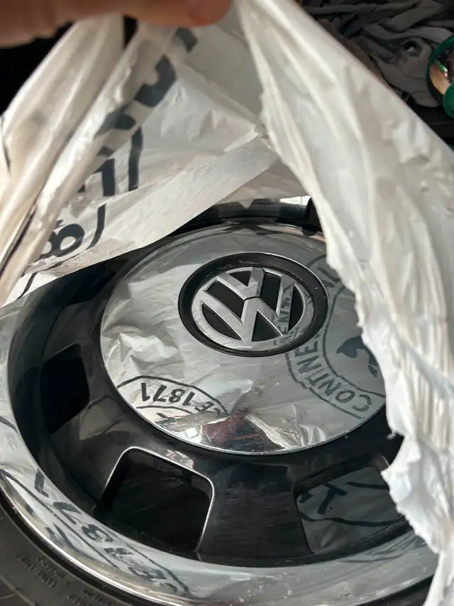 Volkswagen Beetle Coast 2018 $19 000 dans Autos et camions dans Ville de Montréal - Image 13