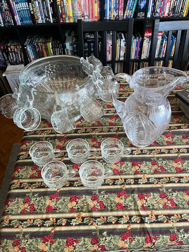 Punch Bowl set with pitcher 65561364150403120