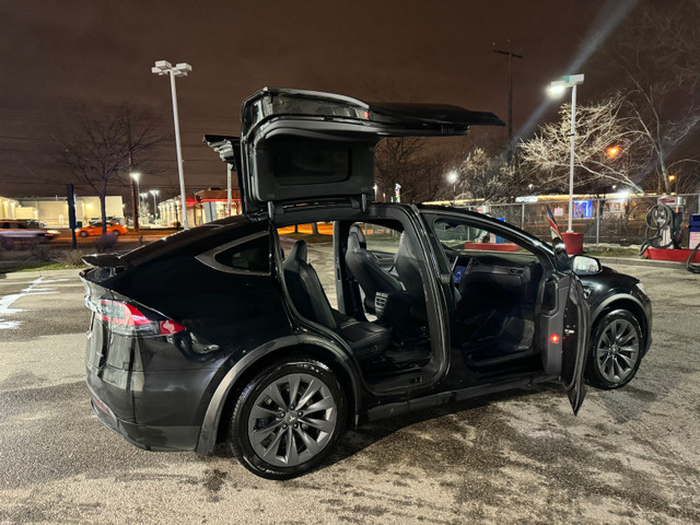 2018 Tesla Model X  in Cars & Trucks in City of Toronto - Image 4