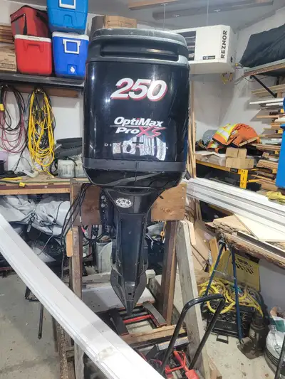 2012 250 pro xs. 25" leg Xl no controls just oil tank, possible prop. Approx 470 hours. Good shape....