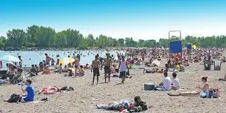 Up to 25-35 /hr with incentives and tips... Beach/events/Jays, View more