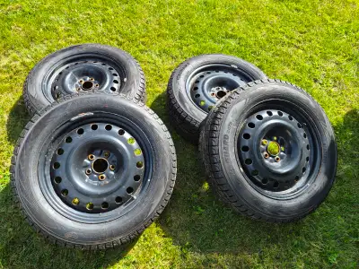 Yokohama Ice Guard winter tires on rims with TPMS. 235/60/R18. Came off a 2024 Mitsubishi Outlander....