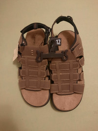 George  mens/boys sandles size 12 value ($30.00tx) for only $$15