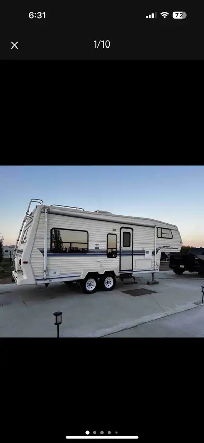 1994 25’ travelaire fifth wheel -tinted windows -air conditioner -furnace -hot water -auxiliary show...