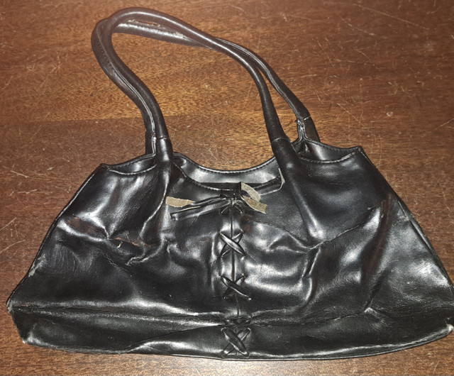 Purse Lot in Women's - Bags & Wallets in Hamilton - Image 4