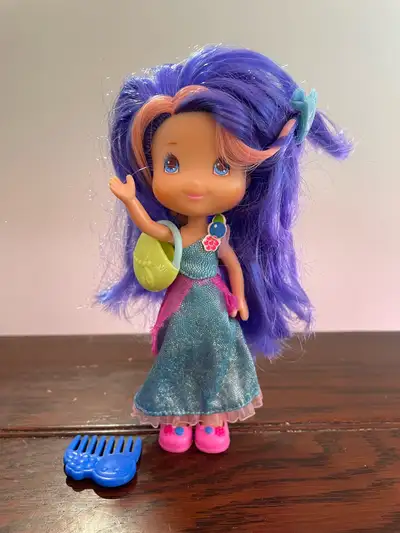 Strawberry Shortcake Color Change Berry Blends Doll, View more