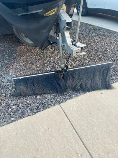 This "Whisker" rock guard is used and ready for a new home! While it's not brand new, it's still got...