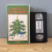 Cassette vidéo, Noël des Schtroumpfs, jouets, peluche, etc.