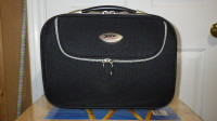 LADIES SMALL CARRY-ON TRAVEL LUGGAGE WITH HANDLE AND STRAP