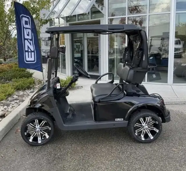 Golf Cart in Golf in Kelowna - Image 5