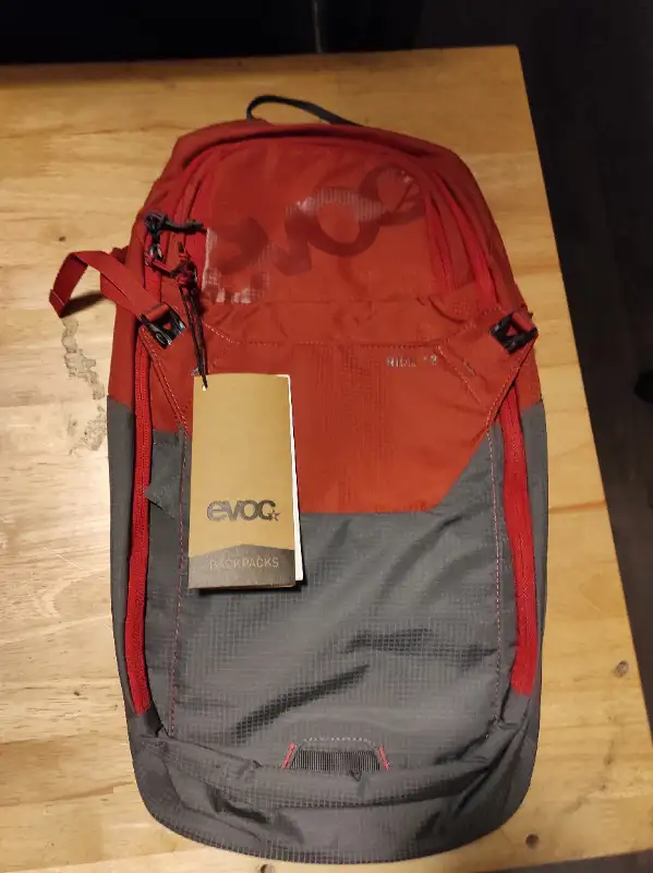 Evoc Ride 12 Hydration Bag62863262882817125