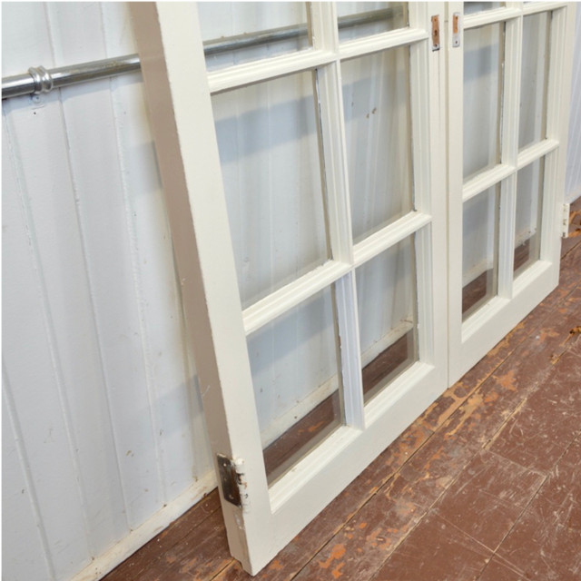 Antique 8 Lite Windows in Arts & Collectibles in Napanee - Image 2