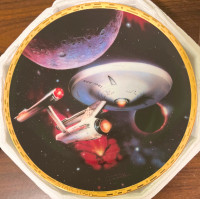 Star Trek The Voyages "U.S.S. Enterprise NCC-1701" plate
