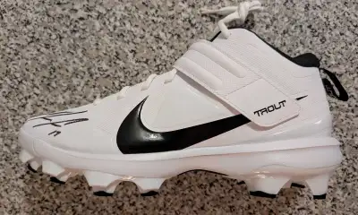 Ronald Acuna Jr Signed Autographed Nike Trout Baseball Cleat USA Sports Marketing USA Sports Marketi...