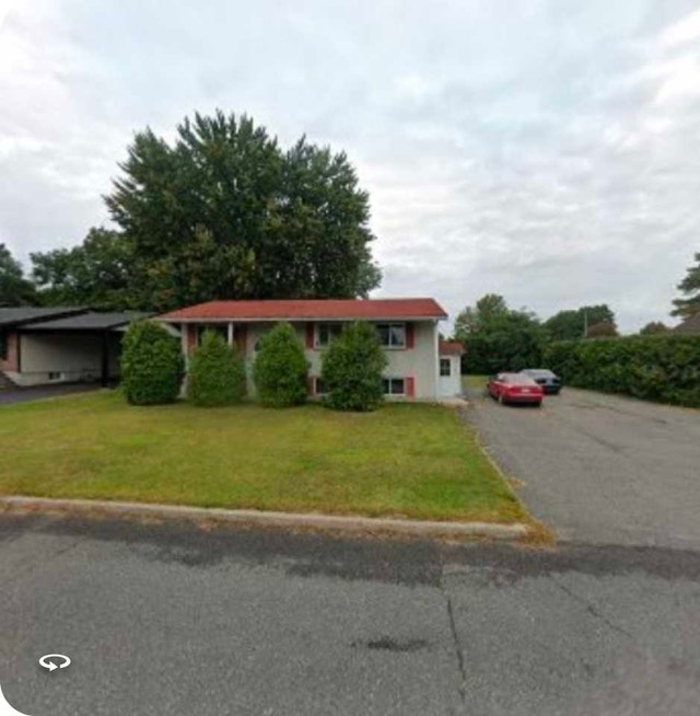 Maison à louer 514-578-1994 — photo 1