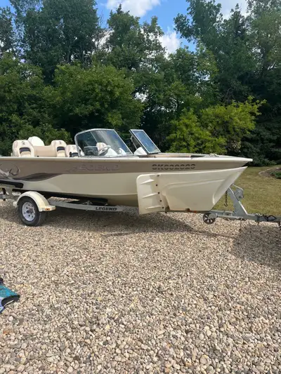 2007 Legend 17 xcalibur. Evinrude 115 hp is a 2015 with low hours. Unit has 2 fish finders, 2 livewe...