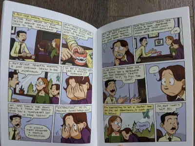 Smile is Raina Telgemeier's #1 New York Times bestselling, Eisner Award-winning graphic novel memoir...