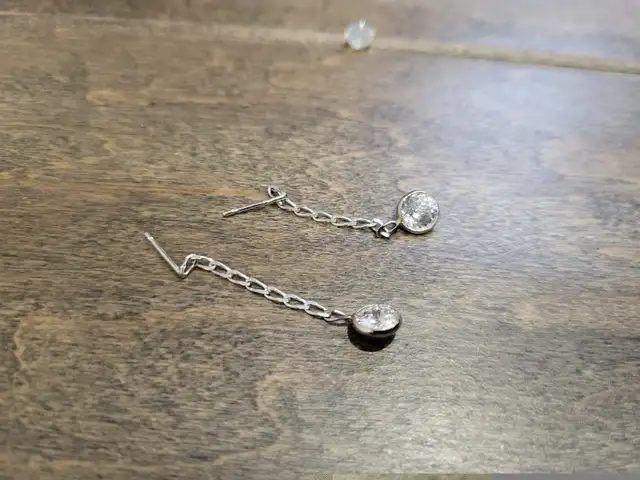 Brand New 10K White Gold Diamond Moissanite Earrings For Sale in Jewellery & Watches in London - Image 8