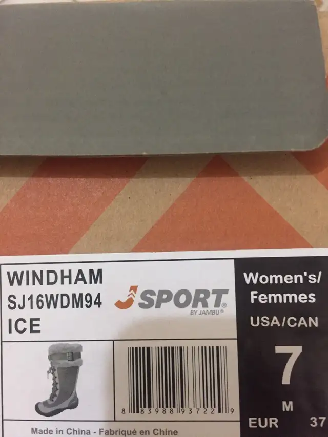 JSport by Jambu Windham Cold Weather Boot Ice in Women's - Shoes in City of Toronto - Image 4